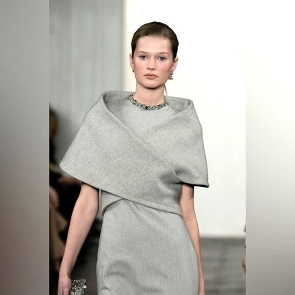 Ralph Lauren Fall 2009 Runway Collection Grey Heather Cashmere Wraparound Stole - Picture 11 of 15